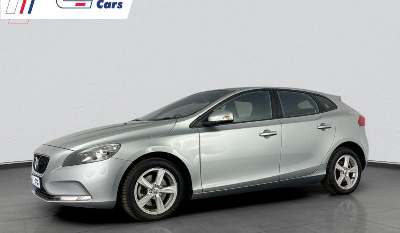 
								Volvo V40 T3 Kinetic full									