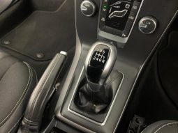
										Volvo V40 T3 Kinetic full									