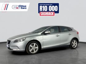 Volvo V40 T3 Kinetic