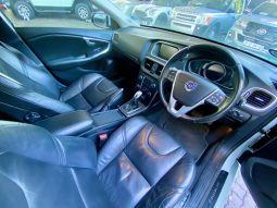 
										Volvo V40 T4 Elite Powershift full									