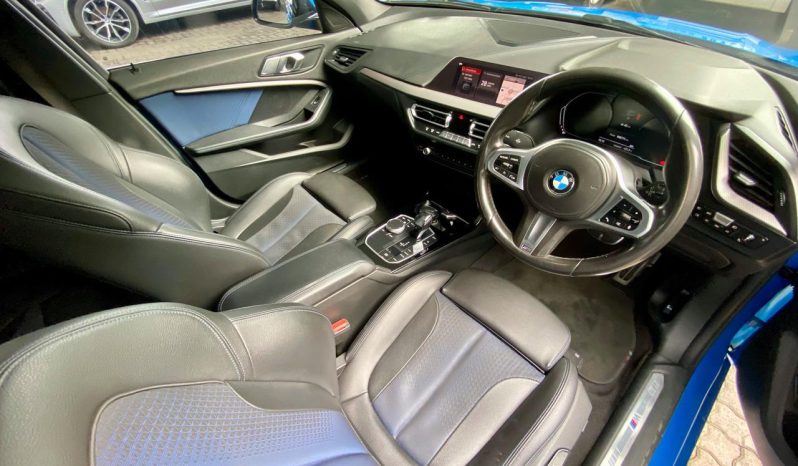 
								BMW 1 Series 118i M Sport Sport Steptronic full									