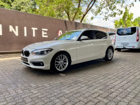 BMW 1 Series 5-Door Facelift 120i Steptronic
