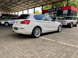 
										BMW 1 Series 5-Door Facelift 120i Steptronic full									