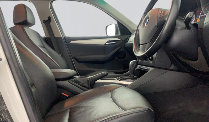 
								BMW X1 Sdrive20d Steptronic A/T full									