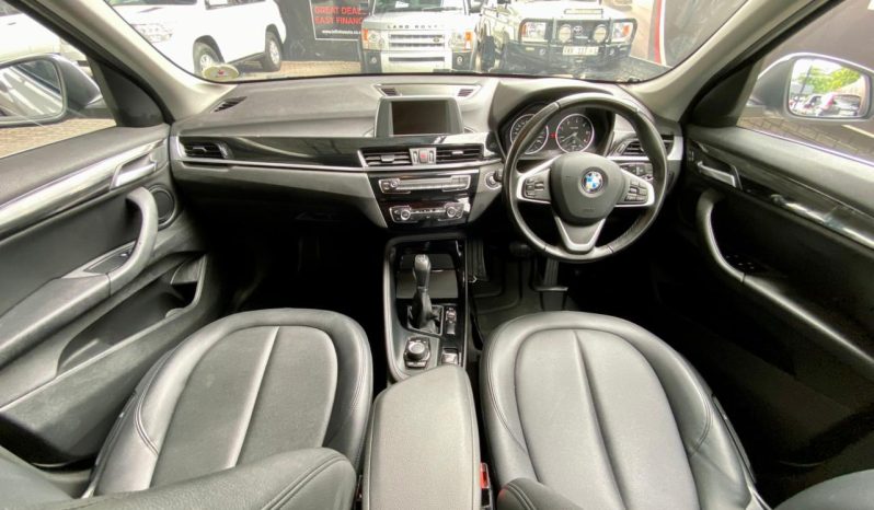 
								BMW X1 Sdrive20d Xline Steptronic full									