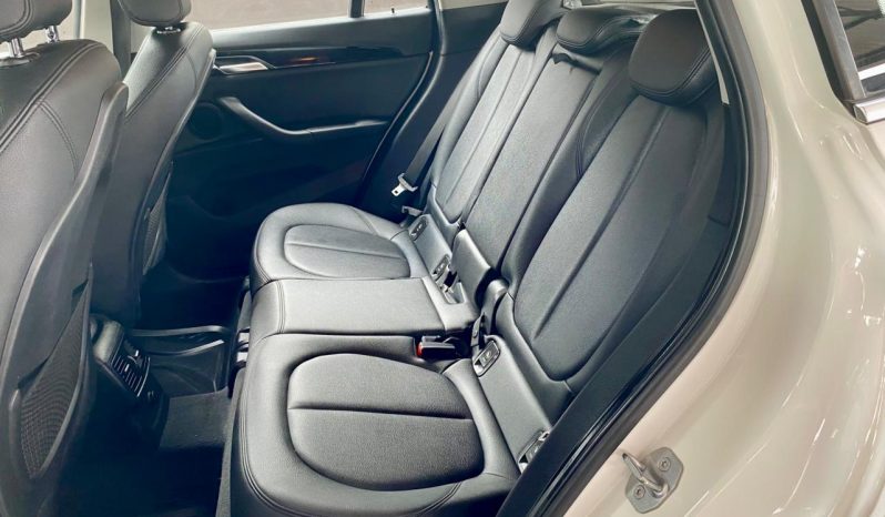 
								BMW X1 Sdrive20d Xline Steptronic full									