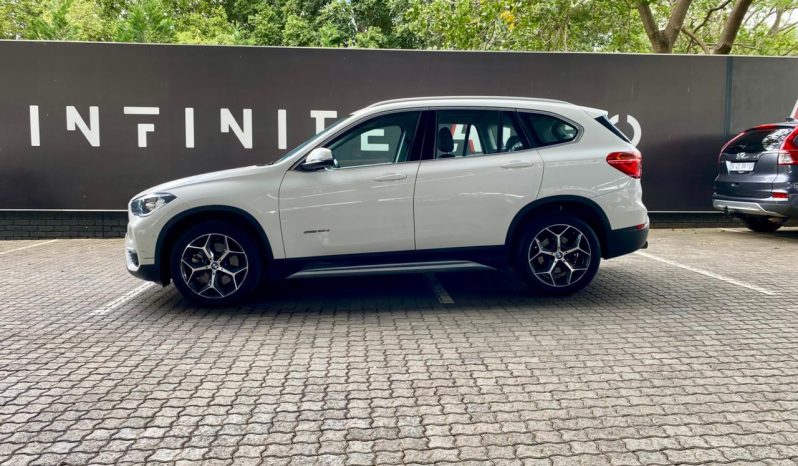 
								BMW X1 Sdrive20d Xline Steptronic full									