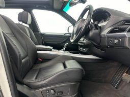 
										BMW X5 M50d Sport Steptronic full									