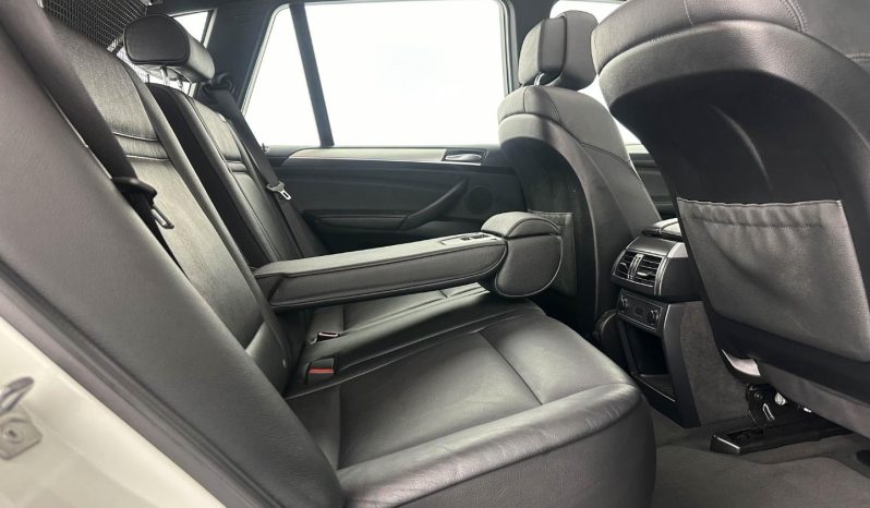 
								BMW X5 M50d Sport Steptronic full									