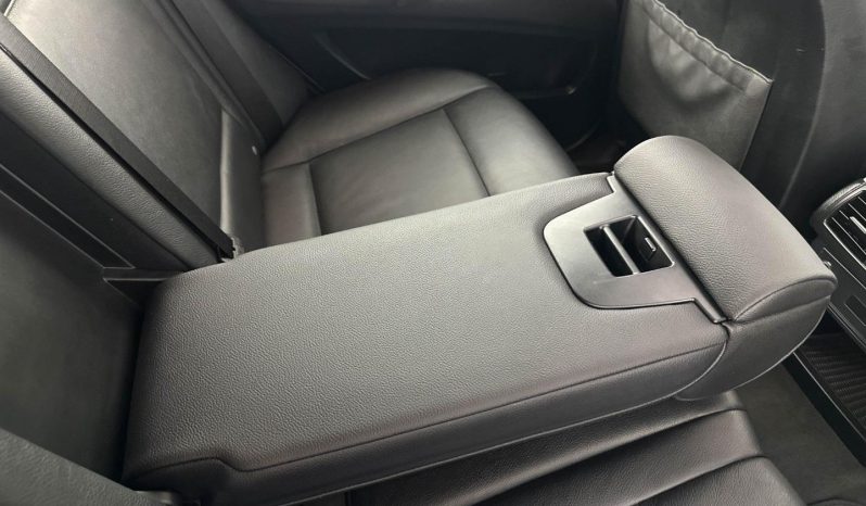 
								BMW X5 M50d Sport Steptronic full									