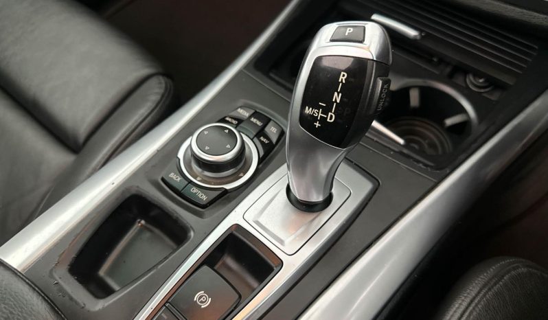 
								BMW X5 M50d Sport Steptronic full									