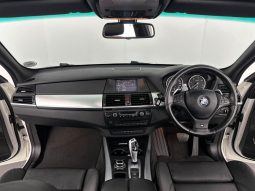 
										BMW X5 M50d Sport Steptronic full									