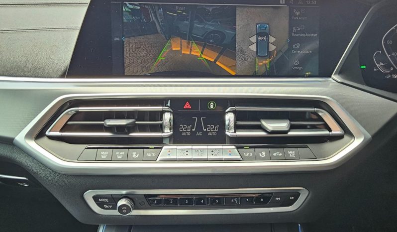 
								BMW X5 Xdrive45e M Sport Steptronic full									