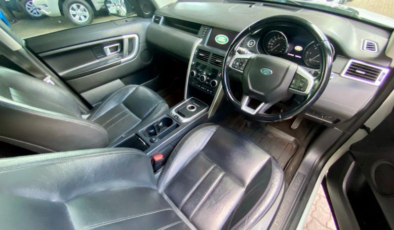 
								Land Rover Discovery Sport 2.0 I4 Diesel Se At full									