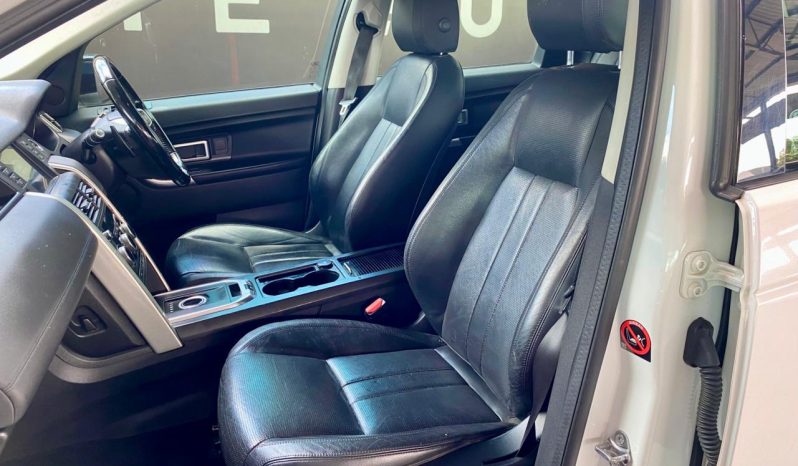 
								Land Rover Discovery Sport 2.0 I4 Diesel Se At full									