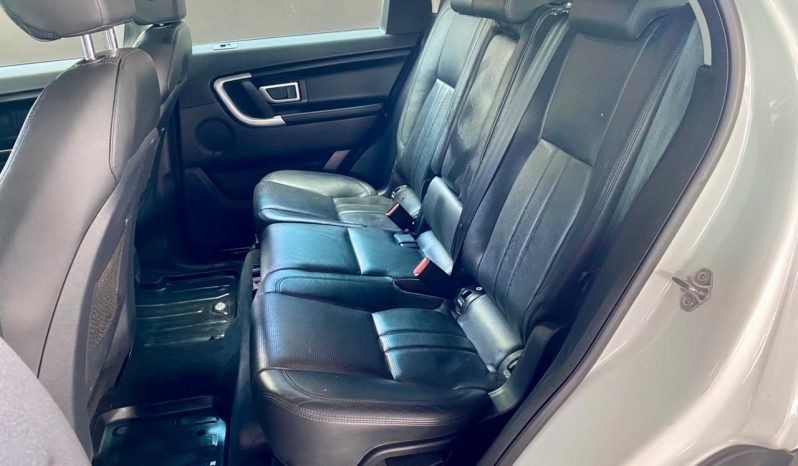 
								Land Rover Discovery Sport 2.0 I4 Diesel Se At full									