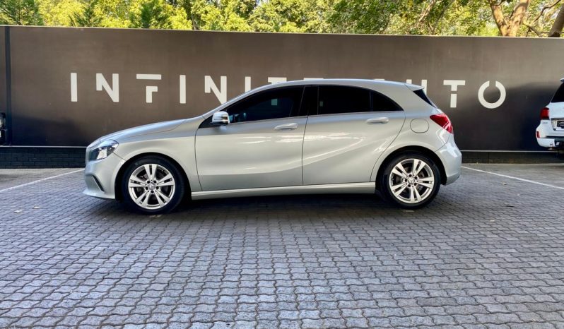 
								Mercedes Benz A-Class A 200 D Style Line 7G-Dct full									