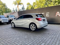 
										Mercedes Benz A-Class A 200 D Style Line 7G-Dct full									
