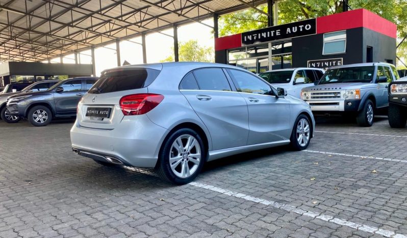 
								Mercedes Benz A-Class A 200 D Style Line 7G-Dct full									