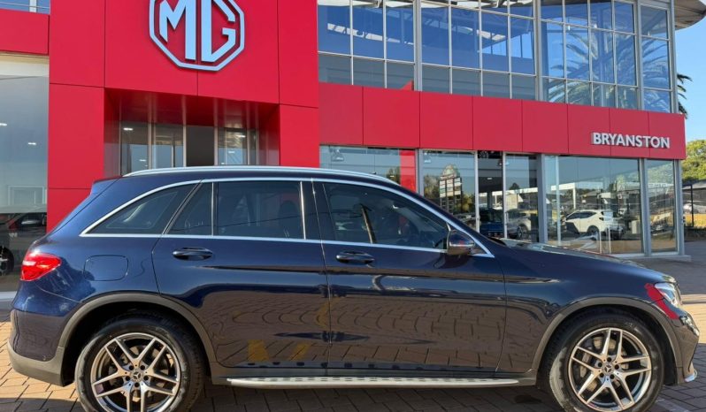 
								Mercedes Benz Glc Glc 250 D 4matic Amg 9G-Tronic full									