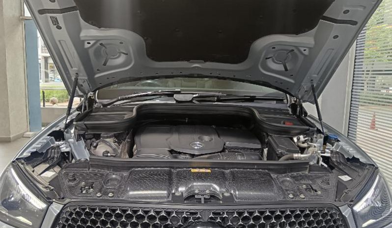 
								Mercedes Benz Gle Suv 300d 4matic full									