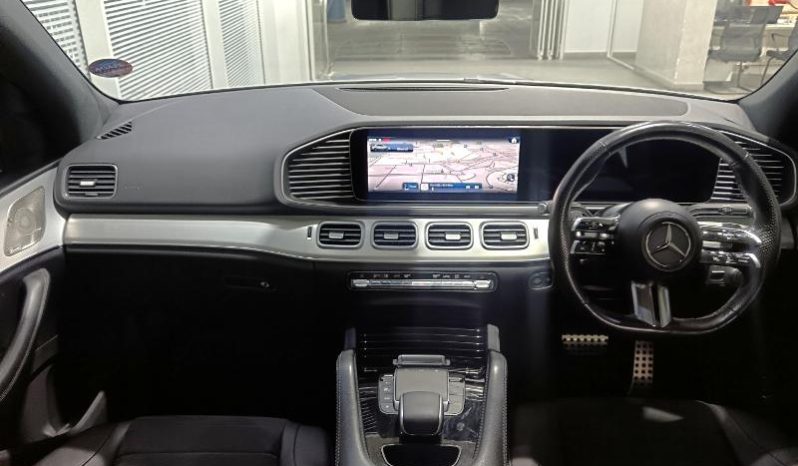 
								Mercedes Benz Gle Suv 300d 4matic full									
