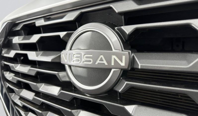 
								Nissan Magnite 1.0 Visia At full									