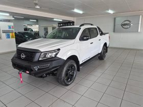 Nissan Navara 4X4 STEALTH AUTO D/CAB