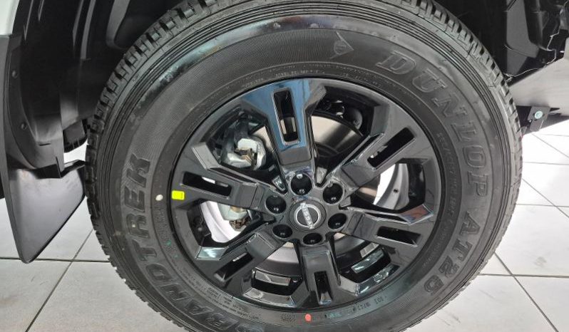
								Nissan Navara 4X4 STEALTH AUTO D/CAB full									