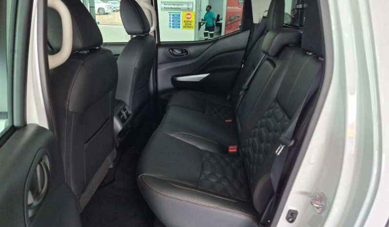 
								Nissan Navara 4X4 STEALTH AUTO D/CAB full									