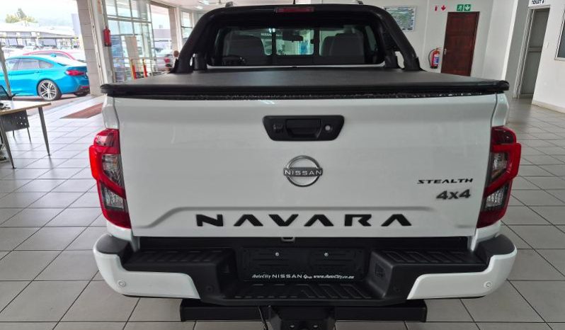 
								Nissan Navara 4X4 STEALTH AUTO D/CAB full									