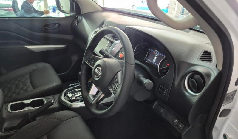 
								Nissan Navara 4X4 STEALTH AUTO D/CAB full									