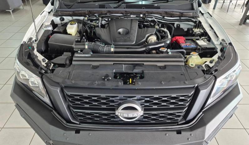 
								Nissan Navara 4X4 STEALTH AUTO D/CAB full									