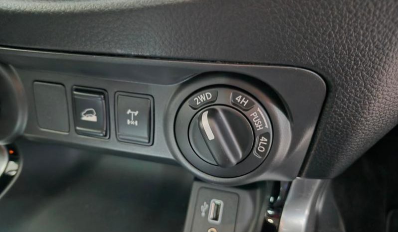
								Nissan Navara 4X4 STEALTH AUTO D/CAB full									