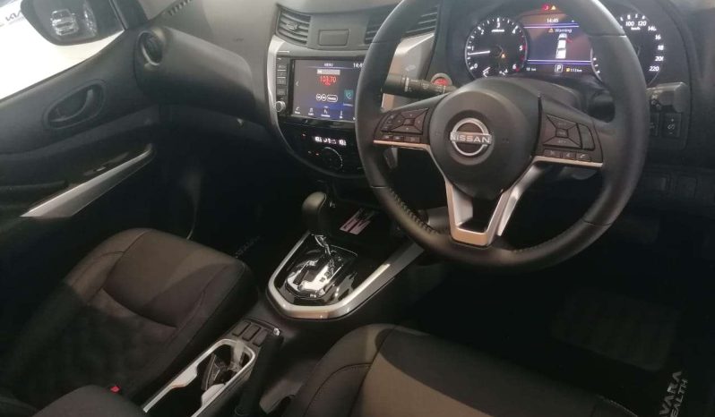 
								Nissan Navara NAVARA 2.5DDTI STEALTH A/T full									