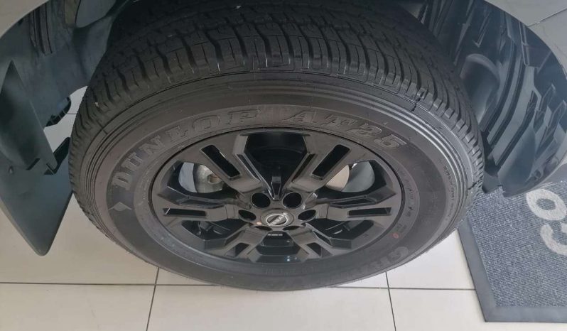 
								Nissan Navara NAVARA 2.5DDTI STEALTH A/T full									
