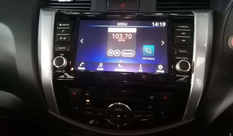 
								Nissan Navara NAVARA 2.5DDTI STEALTH A/T full									