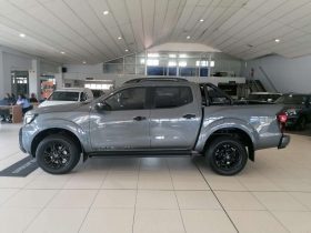 Nissan Navara NAVARA 2.5DDTI STEALTH A/T