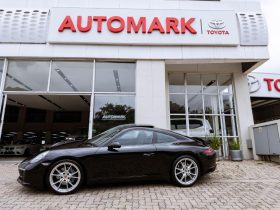 Porsche 911 Carrera Coupe Auto