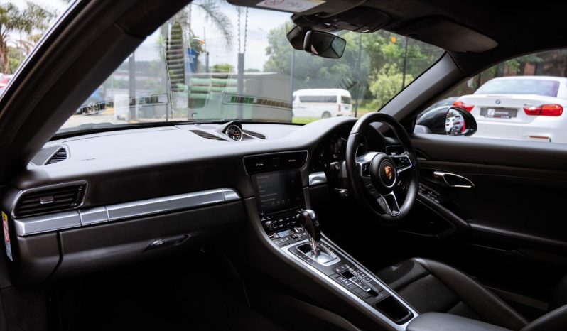 
								Porsche 911 Carrera Coupe Auto full									