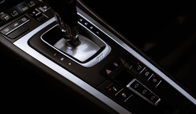 
								Porsche 911 Carrera Coupe Auto full									