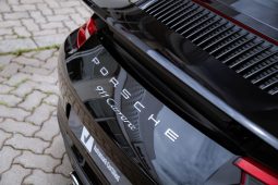 
										Porsche 911 Carrera Coupe Auto full									