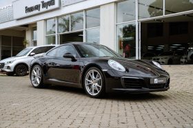Porsche 911 Carrera Coupe Auto