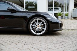 
										Porsche 911 Carrera Coupe Auto full									