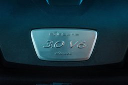 
										Porsche Panamera 3.0 Diesel Tiptronic full									