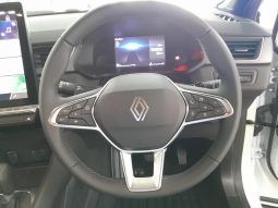 
										Renault Captur 1.3T Iconic full									