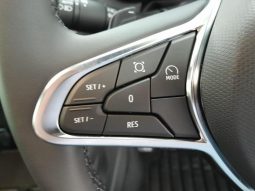 
										Renault Captur 1.3T Iconic full									