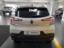 
										Renault Captur 1.3T Iconic full									