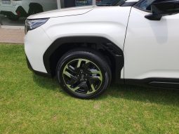 
										Subaru Forester 2.5 Premium Cvt full									