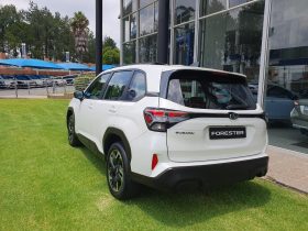 Subaru Forester 2.5 Premium Cvt